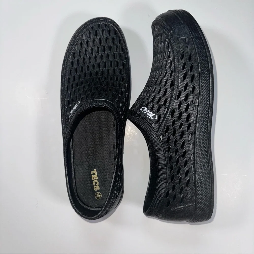 Black Breathable Slip-On Sandal Croc-like